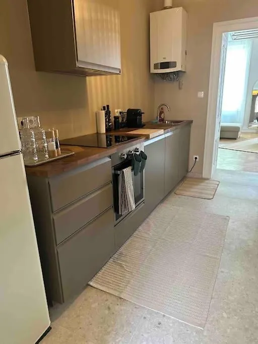 Easy Apartments Vienne 0*,